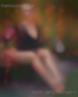 Both very swingers fit and enjoy the erotic in Woodbridge!