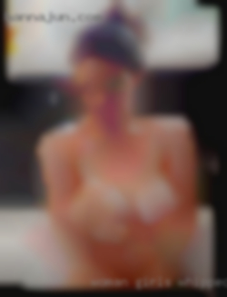 Woman girls whipped on naked backbdsm.